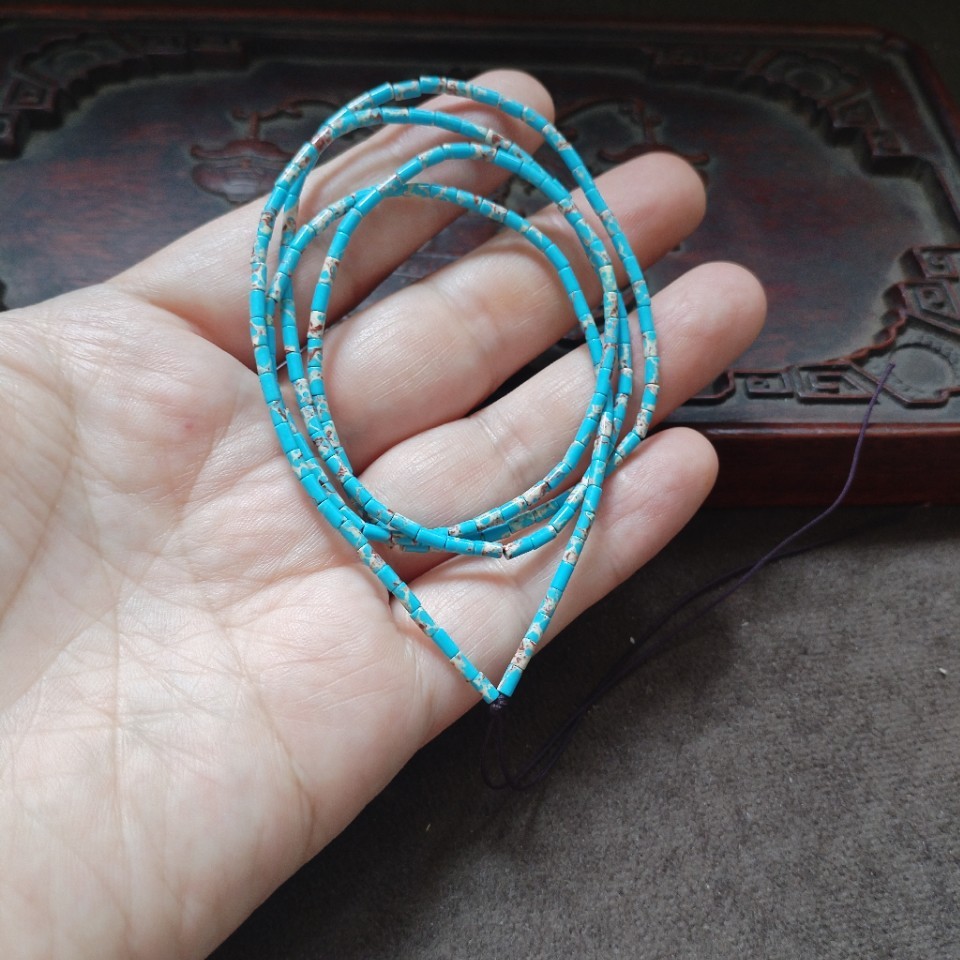 خرز أنبوبي مخطط بلون أزرق فاتح - مراجعة Jewelry Making Light وسعره